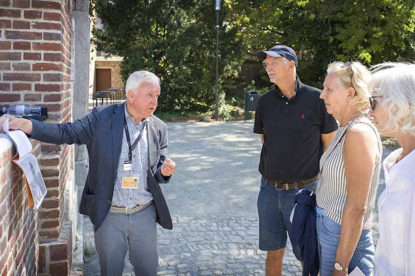 Sfeerbeeld tijdens de opening van het vernieuwde begijnhof in Hasselt op 25 augustus 2025